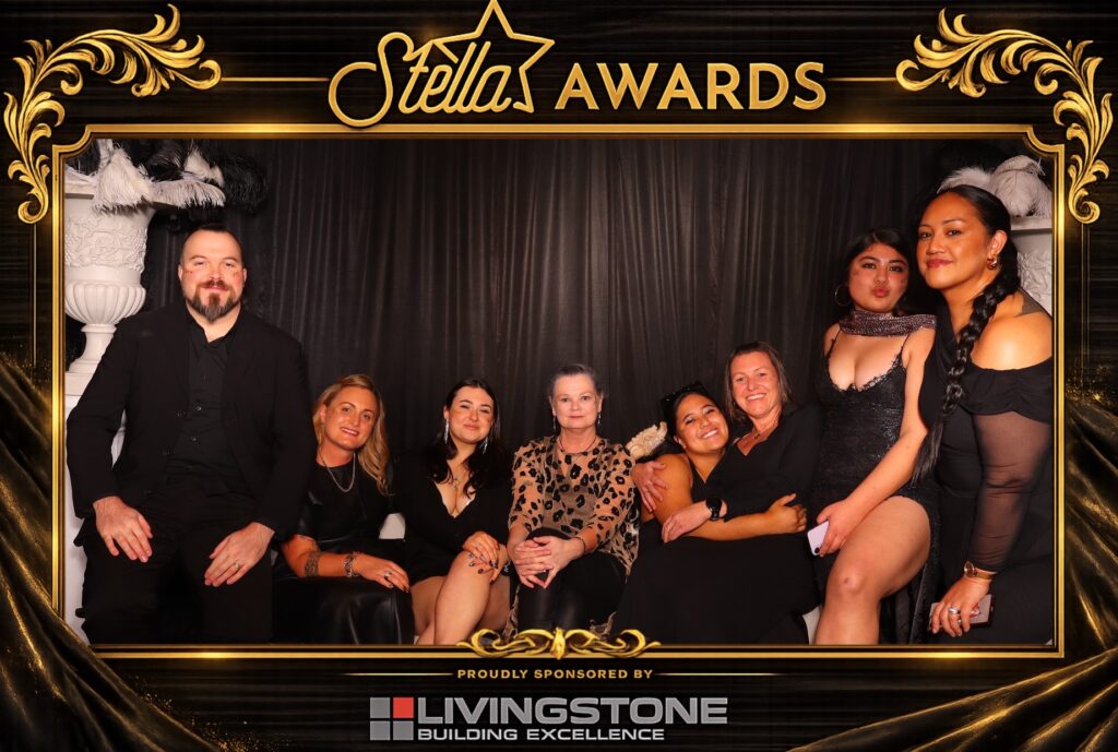 0079 Stella Awards D1 Template